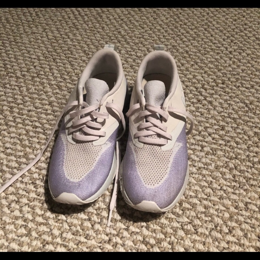 NIKE shoes